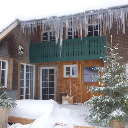 Kaspershaeusle: Alleinlage Mitten Im Wald